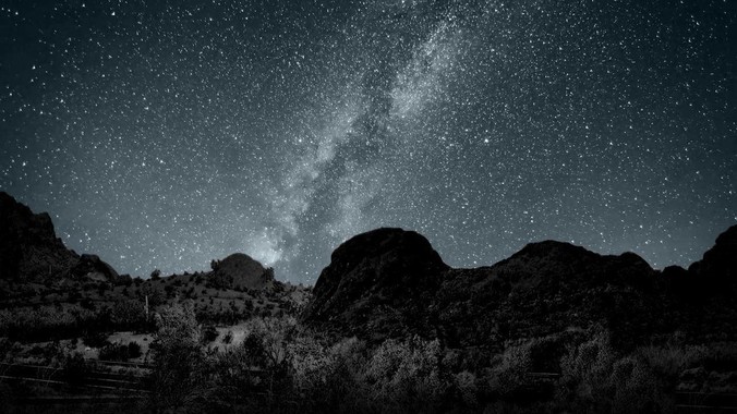 为什么武林中的女侠不但武功奇高，还没有练出来麒麟臂大粗腿和老茧？